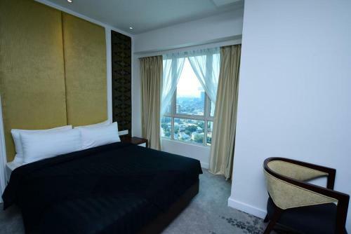 Utm Hotel & Residence