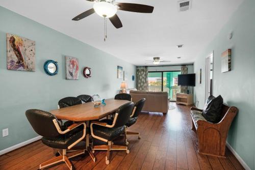 Deep Water Cove 204