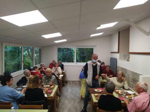 Le Domaine Des Roches, Auberge Collective