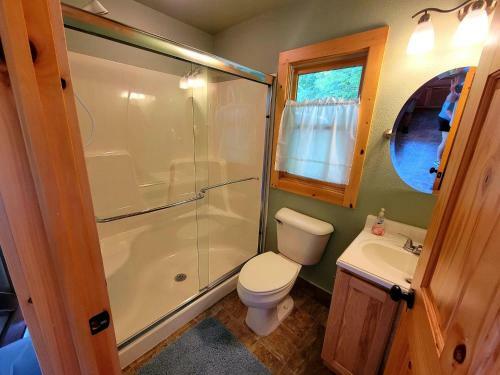 Cozy Cabin Surrounded By Streams