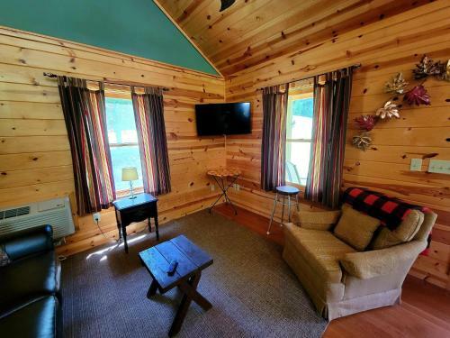 Cozy Cabin Surrounded By Streams
