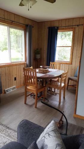 Apartamento Cozy Northwoods Getaway
