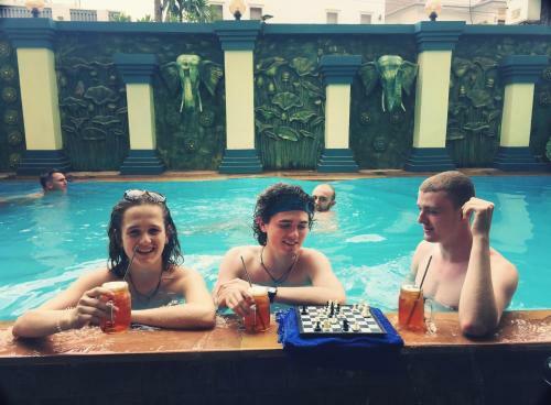 The Place Hostel & Pool Bar