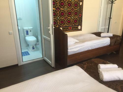 Hostal Nihol Hotel
