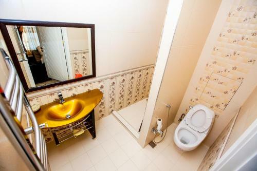 Cheerful 5 Bedroom Villa With Pool