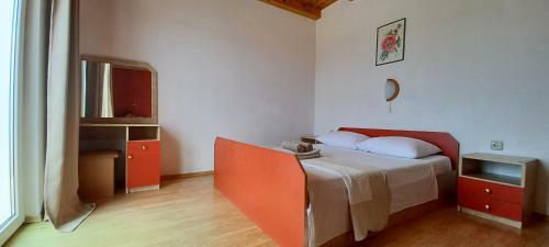 Apartments & Rooms Mila