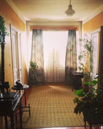 Hostal Guest House On Tamar Mepe 3