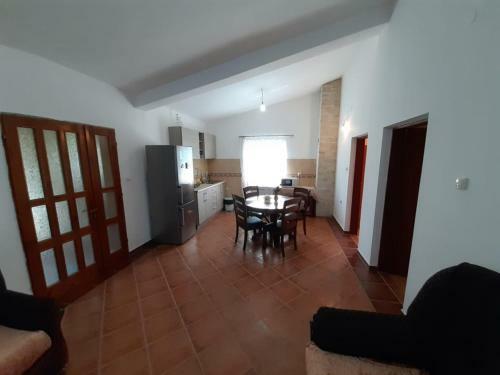 Apartments Mirovica