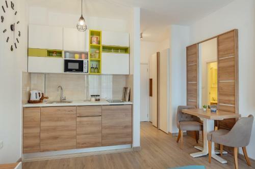 Green Valley Apartments