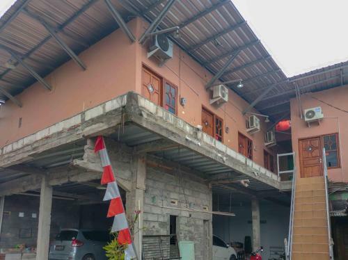 Hostal Paviliun Bu Sinta Redpartner
