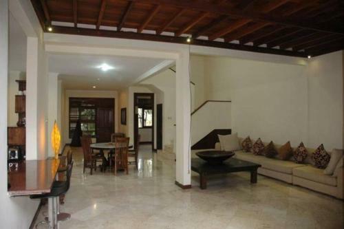Villaku Kuta Bali