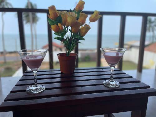 Hotel Isamar Front Beach
