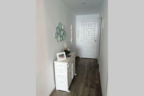 Apartamento Frente Al Mar. Almu��car