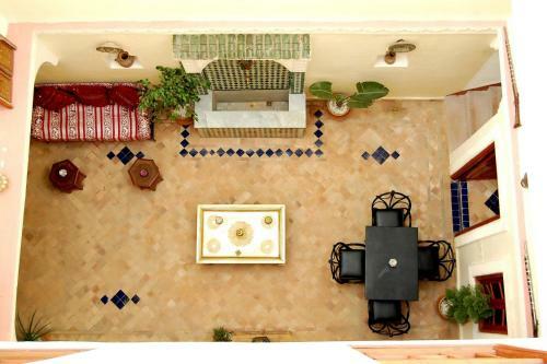 Hostal Dar Mounadim