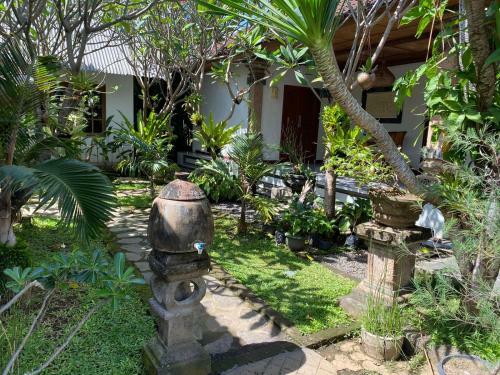 Serongga Guest House