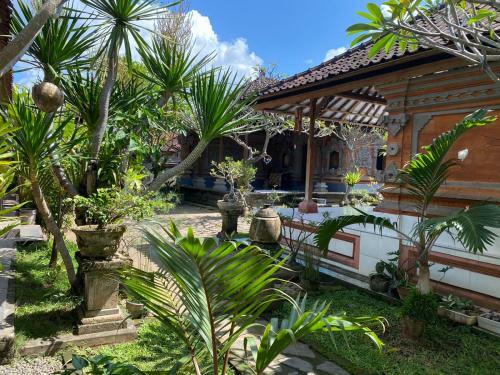 Serongga Guest House