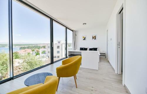 Deluxe Apartment Rova With Private Pool And Sea View