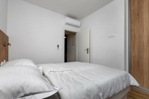 Apartmani Daniela Podgora
