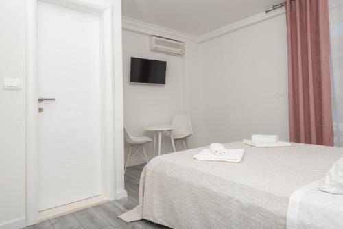Apartments Petrusic