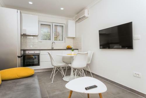 Apartments Petrusic