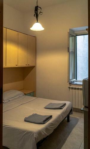 Casa Singola Su 2 Piani Brolo