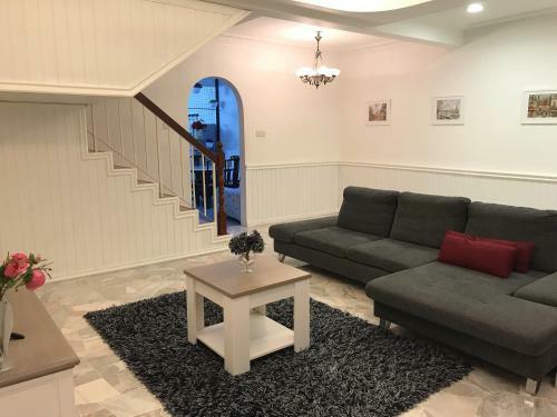 Hostal Bukit Tinggi, Klang- Cozy Home
