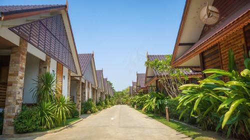 Hotel Ruentara Resort & Villa Buriram