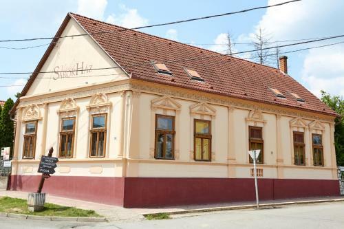 Hostal Sarok Vend�gh�z