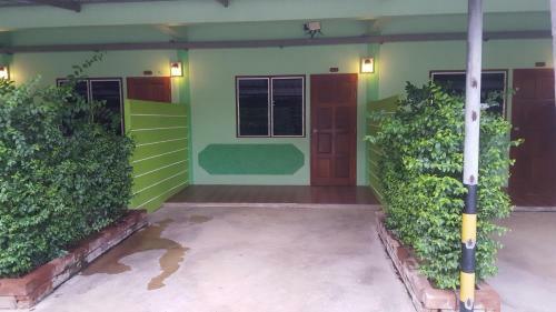 Aparthotel Green View Resort Tha Yang