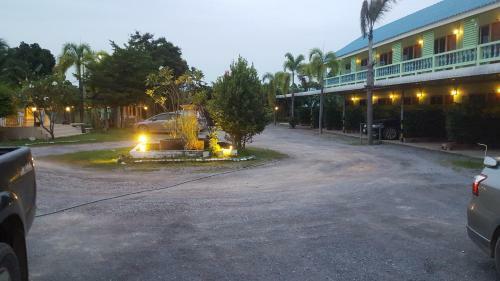 Aparthotel Green View Resort Tha Yang
