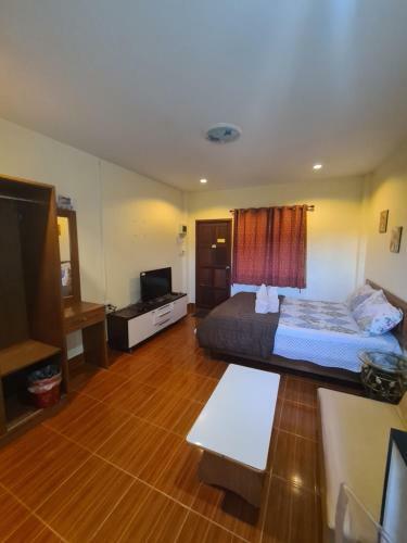 Aparthotel Green View Resort Tha Yang