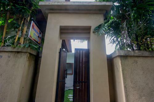 Hostal Sebudjan Grand Aurora Ubud