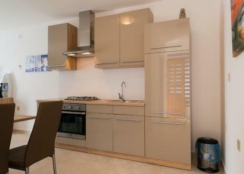 Apartments Alma