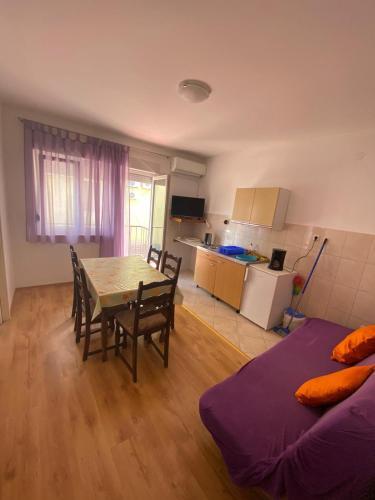 Apartments Zrinu?i?