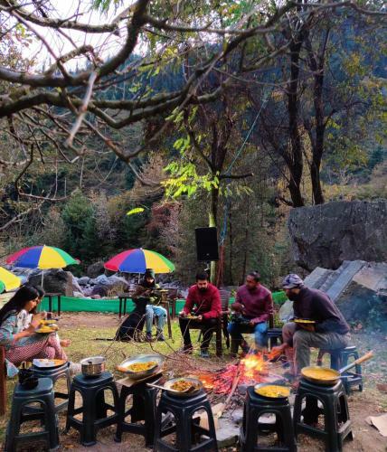Last Stop Cafe & Camps