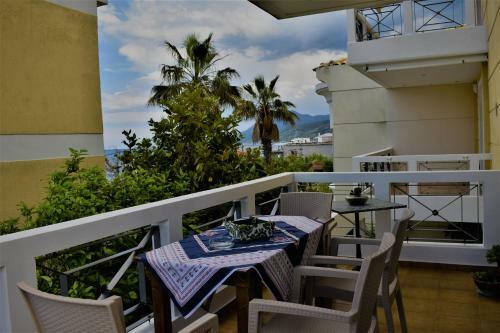 Platana Apartments