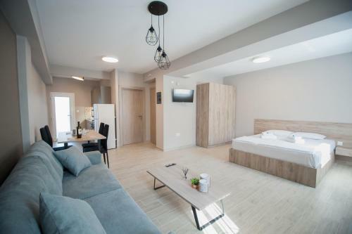 Niki's Apartments