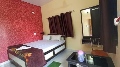 Hotel Anand Lok Vatika