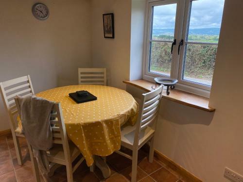 Hillsmore Cottage Dog Friendly