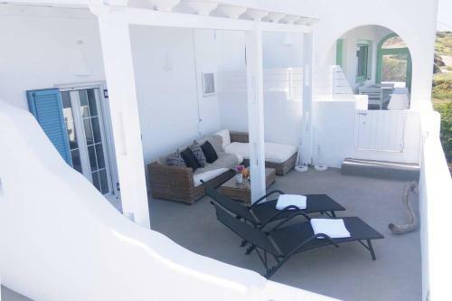 Light Stone Villa