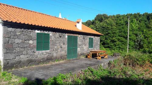 Azores Hibiscus House - Mountain And Sea