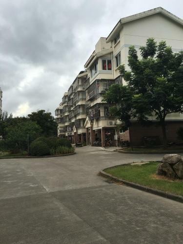 Cihang Chan Apartment