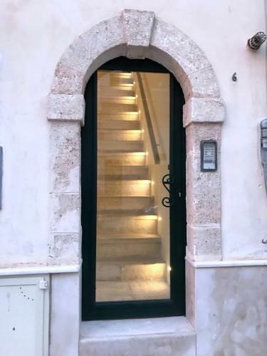 Santo Cosma Holiday Suite