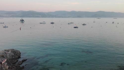 Apartamento R�as Baixas - 1a L�nea Playa Rax�