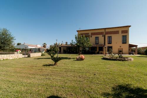 Hostal Mennula Amara