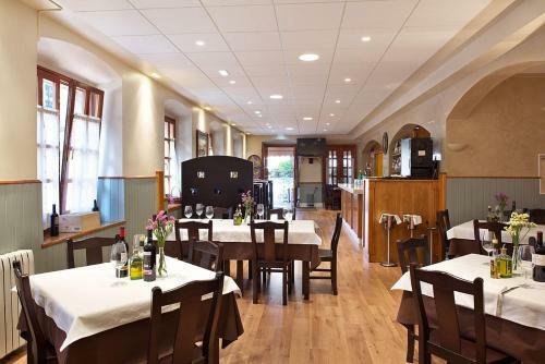 Hotel Restaurante El Manquin
