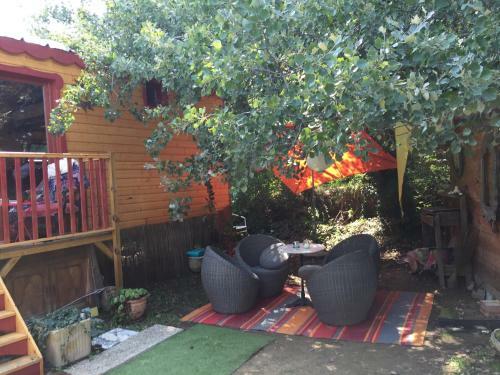 Hostal Roulotte Aux Peupliers