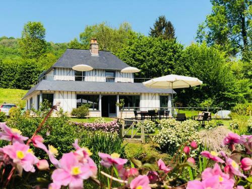 Bed & Breakfast Domaine Le H�trey