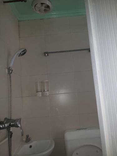Hostal Aries Guest House