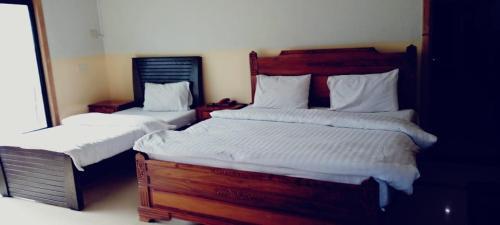 Hostal Butt Lodges 3